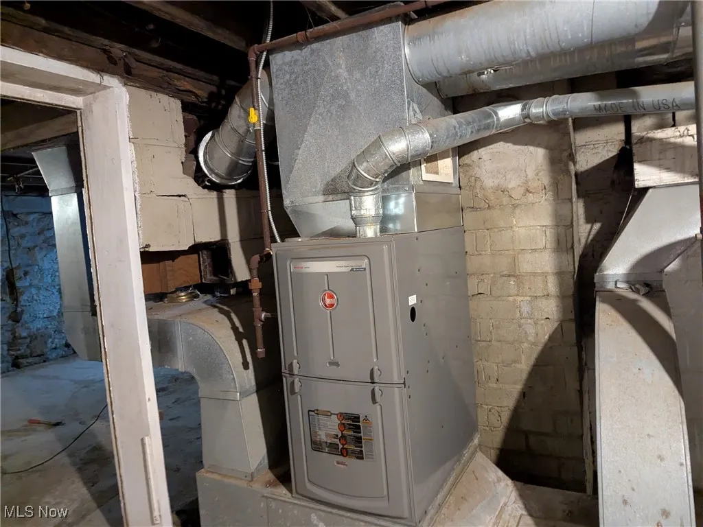 Gas, forced air furnace