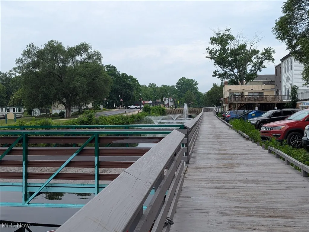 Towpath Trail is nearby