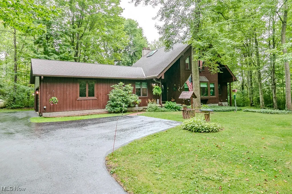 10635 North Woods Circle, Chardon, Ohio 44024,MLS Now Listing ID