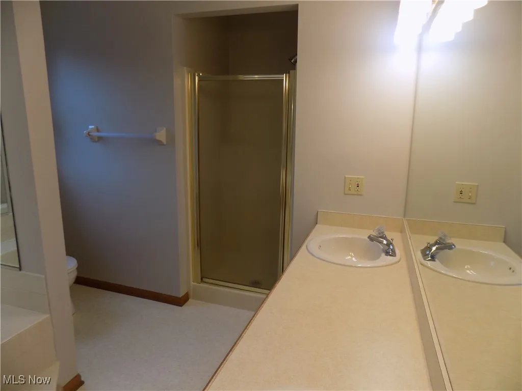 Double Bowl Vanity