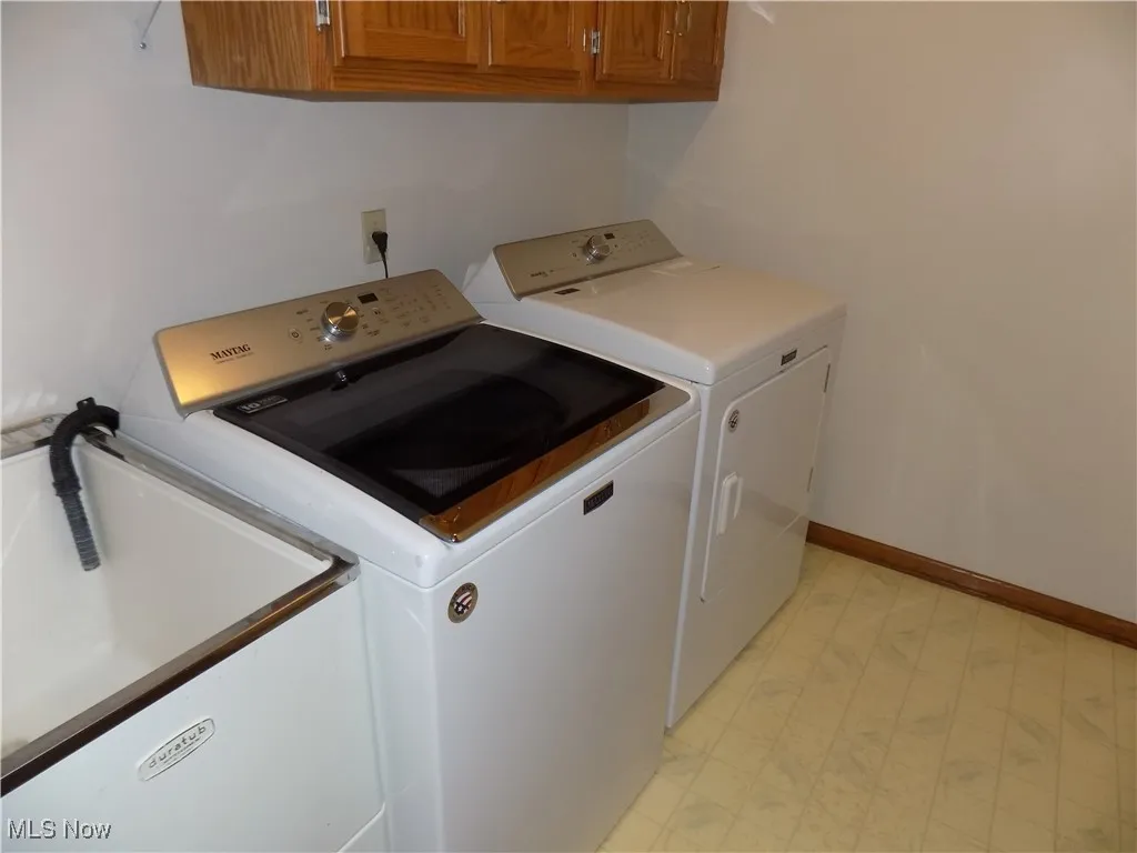 Laundry Washer and Dryer