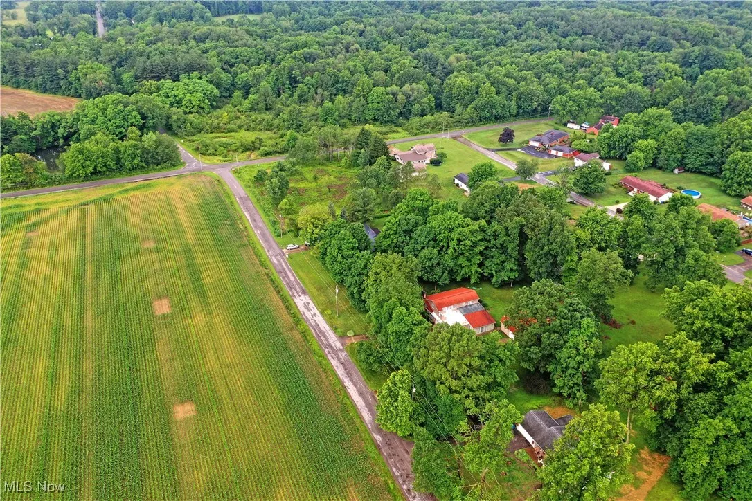 Aerial view of property's location featuring rural landscape
