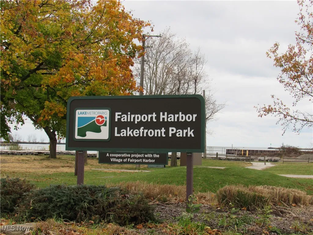 Welcome to Fairport Harbor Lakefront Park!  (It's right in your backyard!)