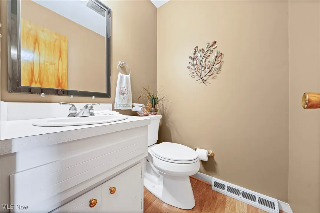6210 Carlyle Drive, Seven Hills, Ohio,MLS Now Listing ID