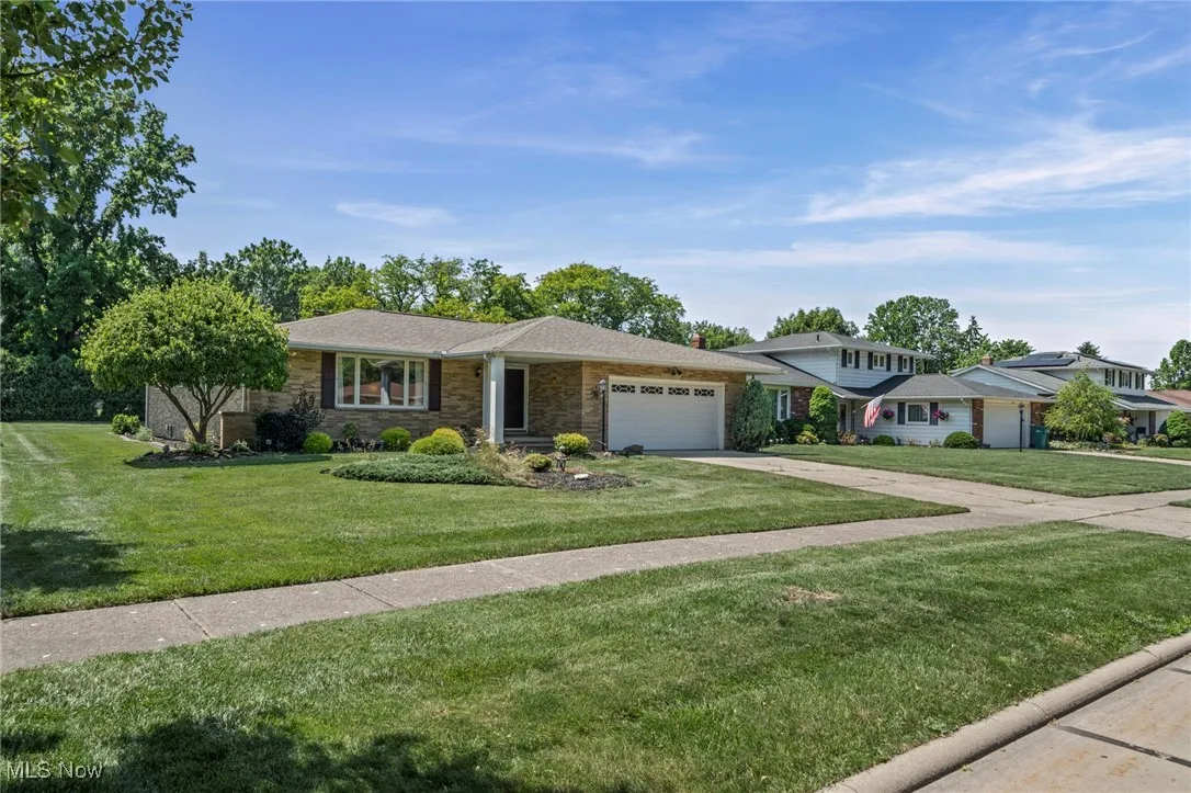 6210 Carlyle Drive, Seven Hills, Ohio,MLS Now Listing ID