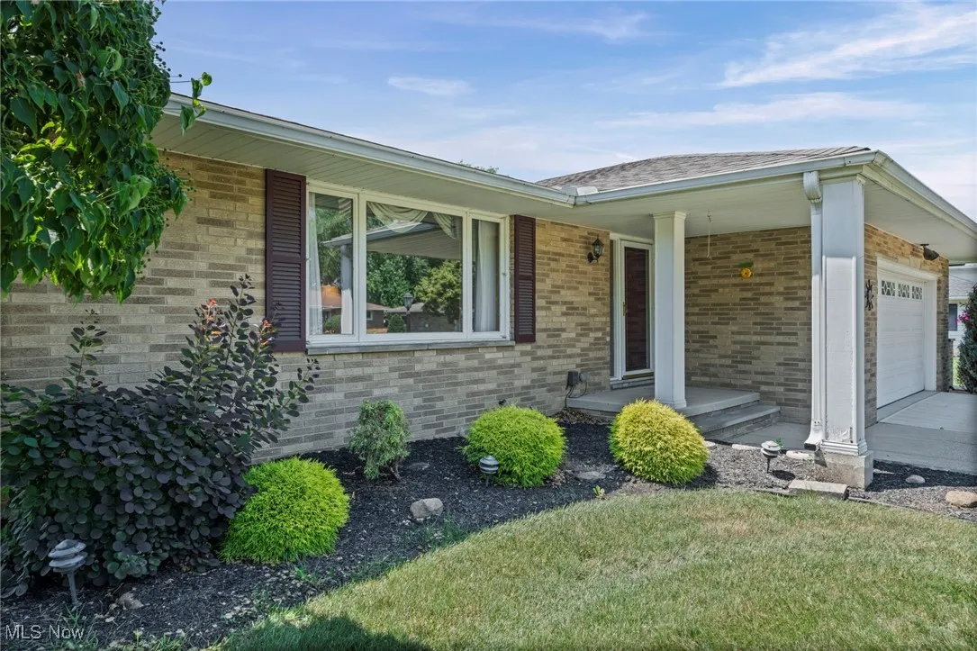 6210 Carlyle Drive, Seven Hills, Ohio,MLS Now Listing ID