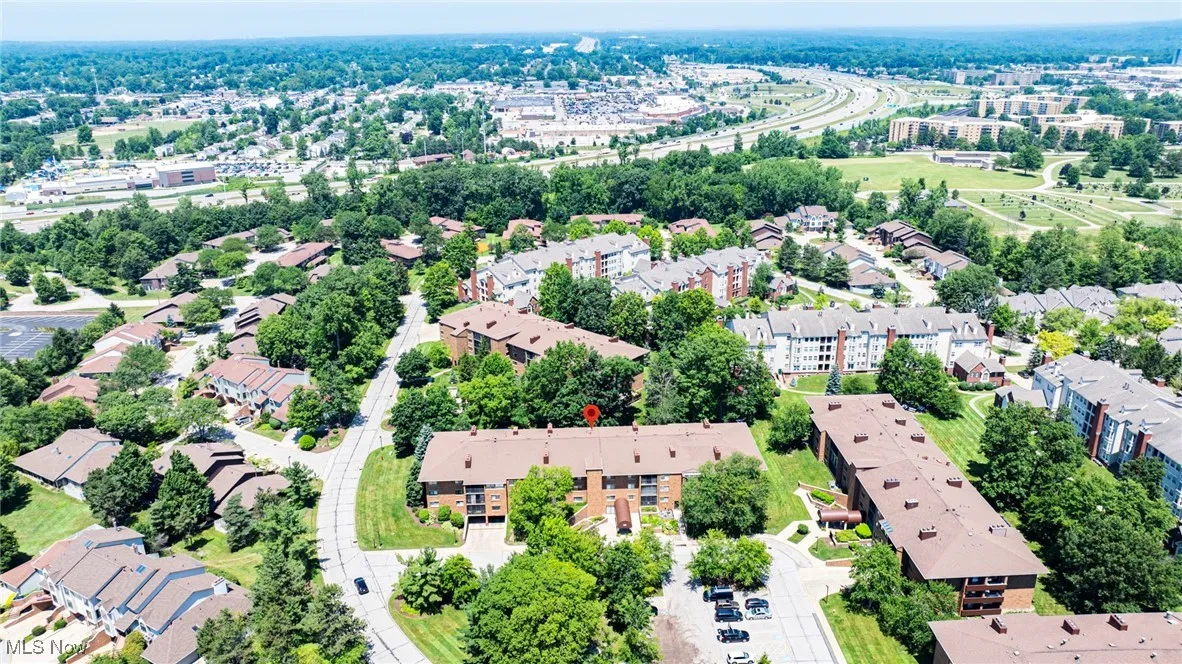 140 Fox Hollow Drive # 206C, Mayfield Heights, Ohio,MLS Now Listing ID