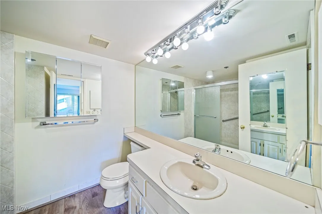140 Fox Hollow Drive # 206C, Mayfield Heights, Ohio,MLS Now Listing ID