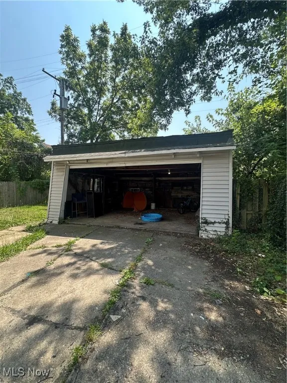 2 car garage