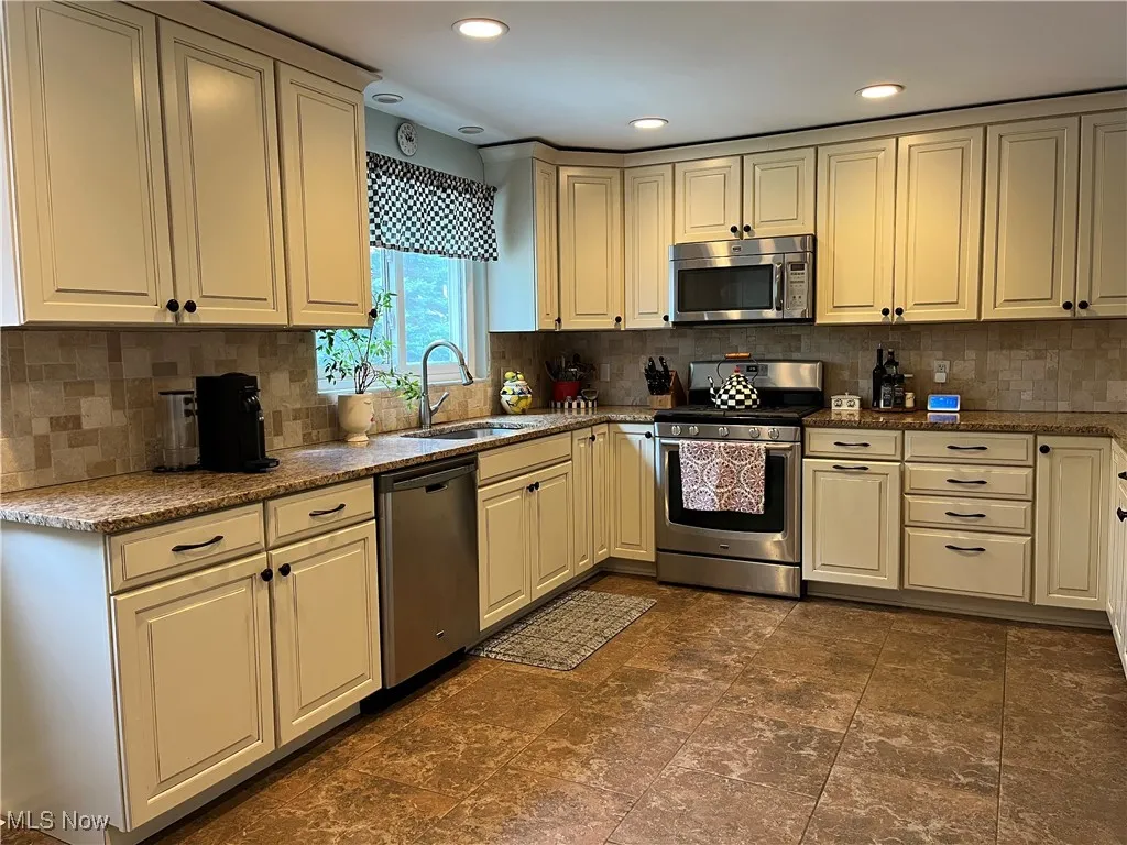 3015 Rockefeller Road, Willoughby Hills, Ohio 44092,MLS Now Listing ID