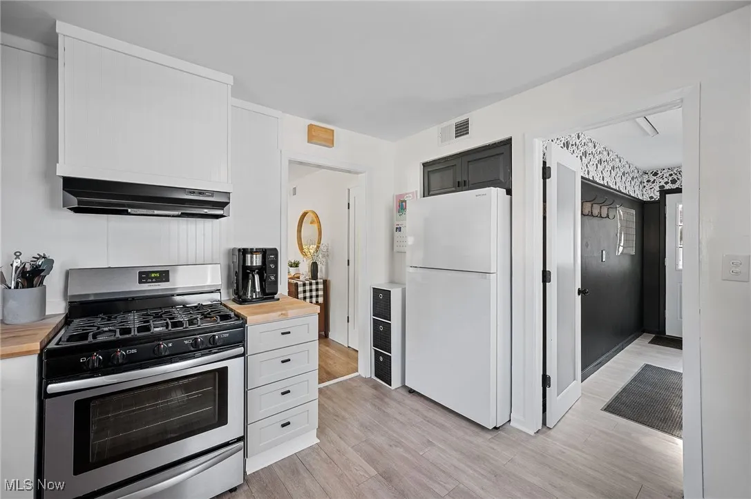 4231 W 220th Street, Fairview Park, Ohio,MLS Now Listing ID