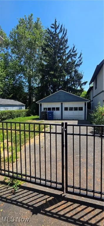 1675 Roosevelt Avenue, Lakewood, Ohio 44107,MLS Now Listing ID