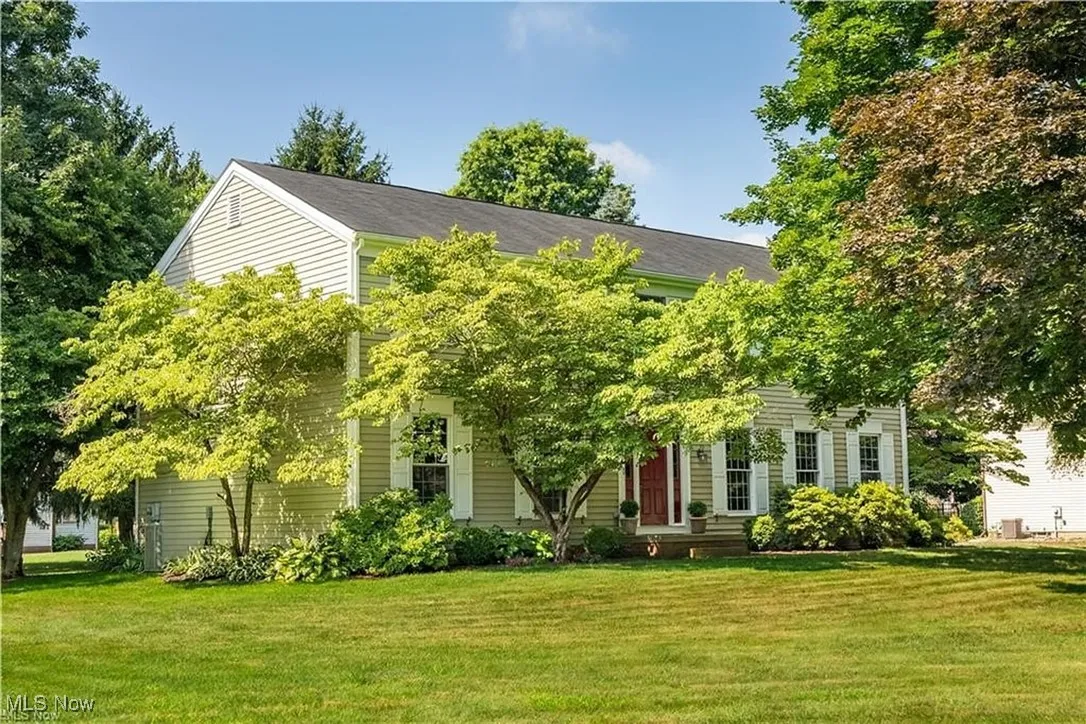 View of the home.   It is a majestic home.   4 bedrooms, large family and living room, updated kitchen.  Located close to schools, parks shopping.