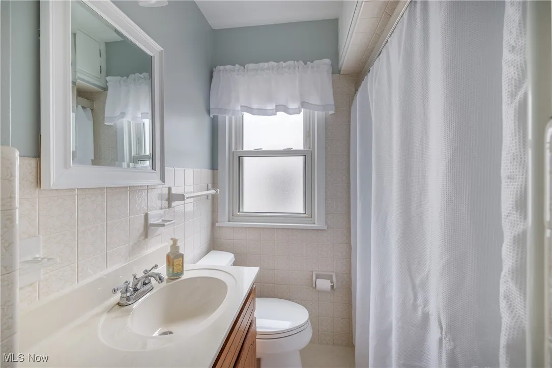 8212 Parmenter Drive, Parma, Ohio,MLS Now Listing ID