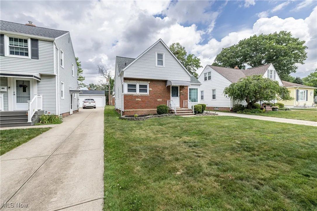 8212 Parmenter Drive, Parma, Ohio,MLS Now Listing ID