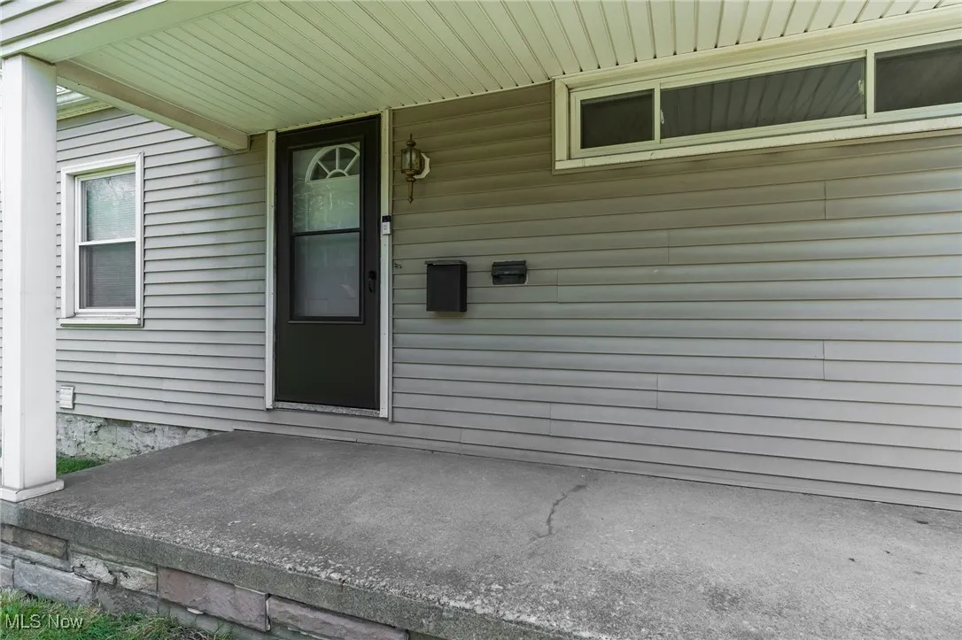 871 Oak Knoll Avenue, Warren, Ohio,MLS Now Listing ID