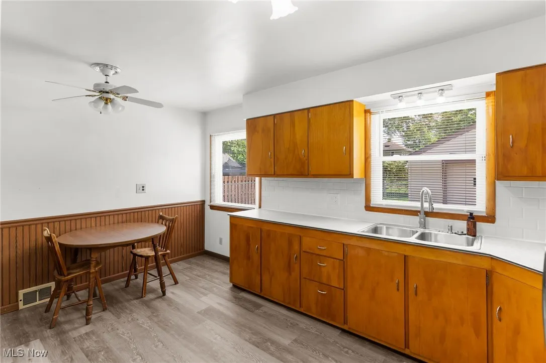 871 Oak Knoll Avenue, Warren, Ohio,MLS Now Listing ID
