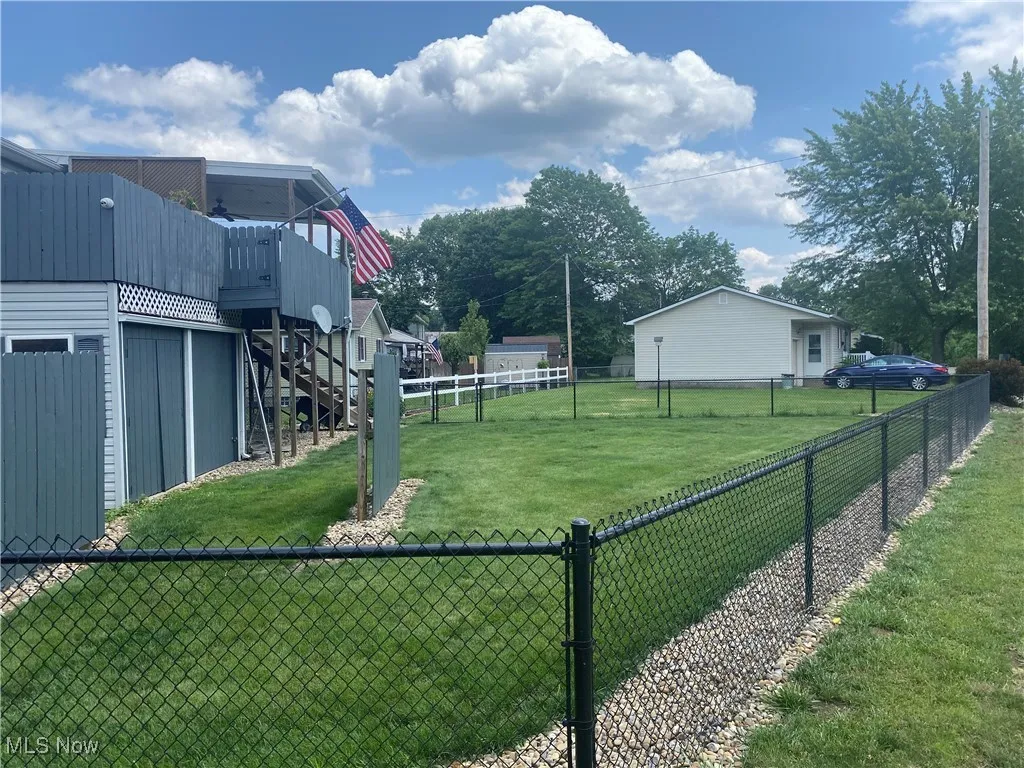Back/Side Yard