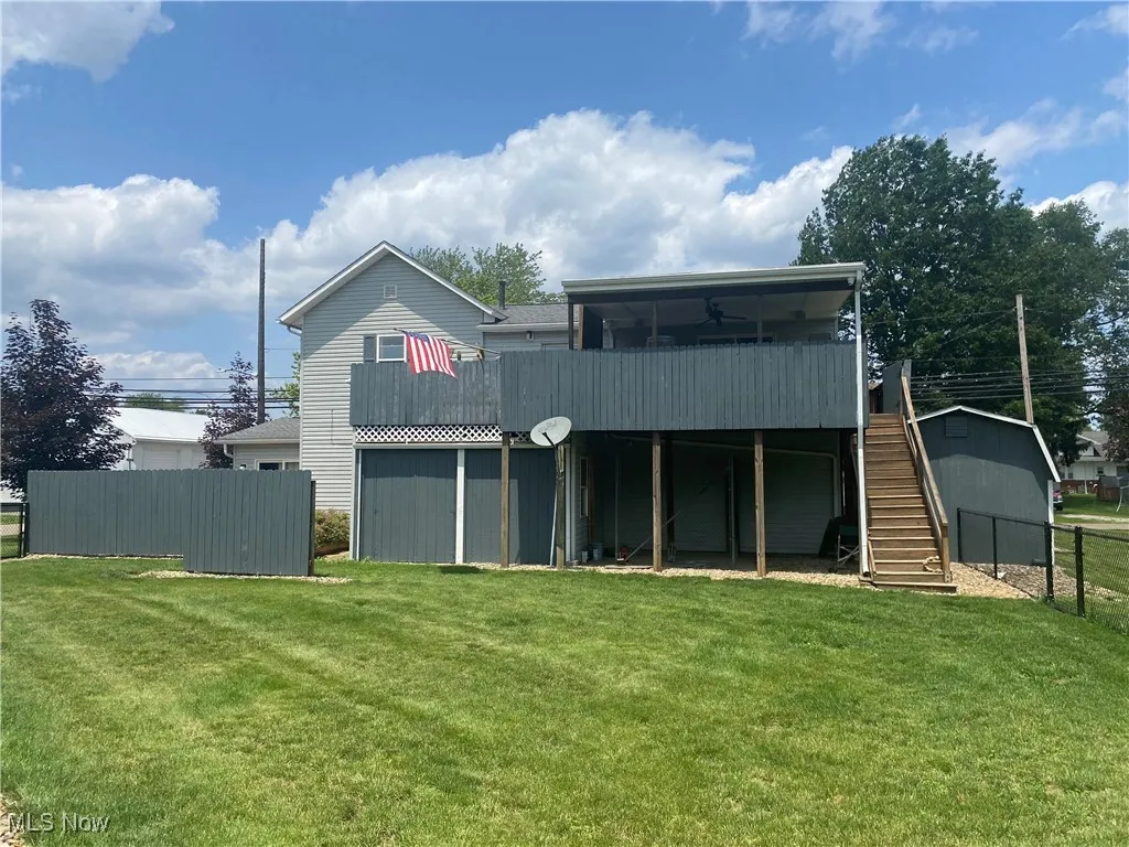 Back/Side Yard