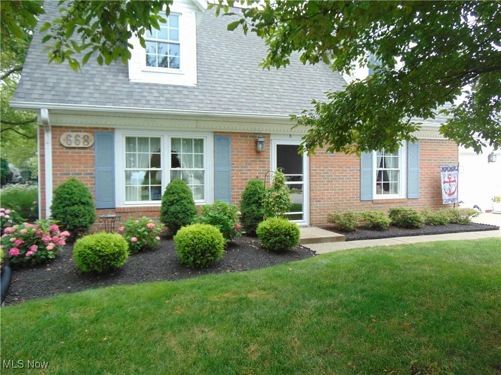668 2nd St #3 Street, Fairport Harbor, Ohio,MLS Now Listing ID
