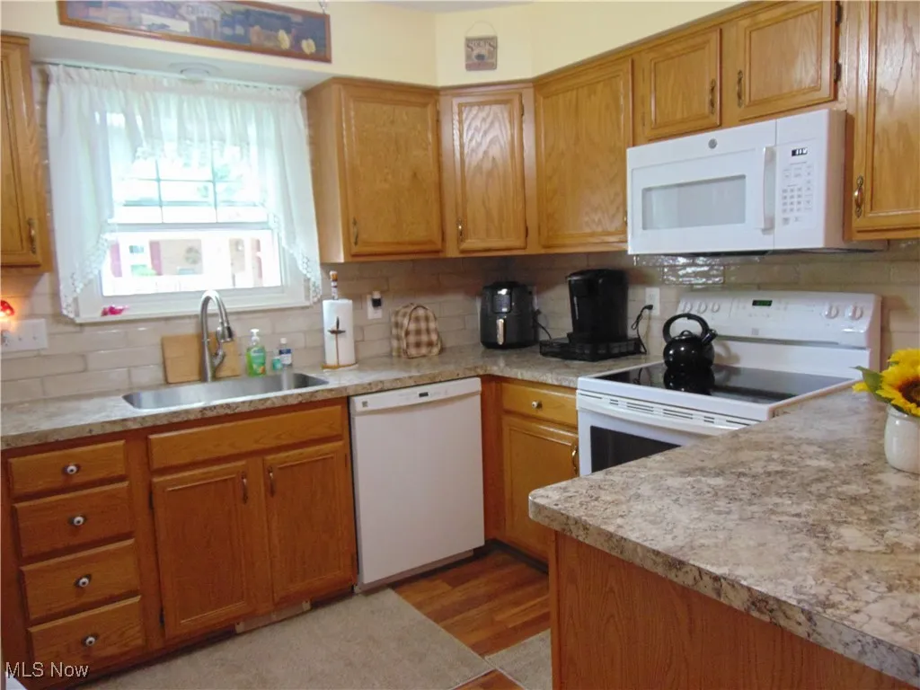 668 2nd St #3 Street, Fairport Harbor, Ohio,MLS Now Listing ID