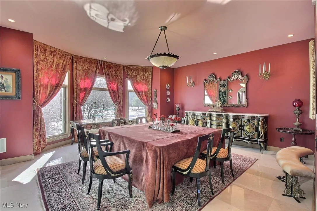25 Brandon Court, Moreland Hills, Ohio,MLS Now Listing ID