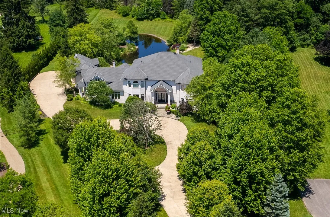 25 Brandon Court, Moreland Hills, Ohio,MLS Now Listing ID