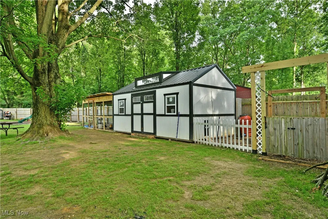 60 Woodleigh Court, Austintown, Ohio,MLS Now Listing ID