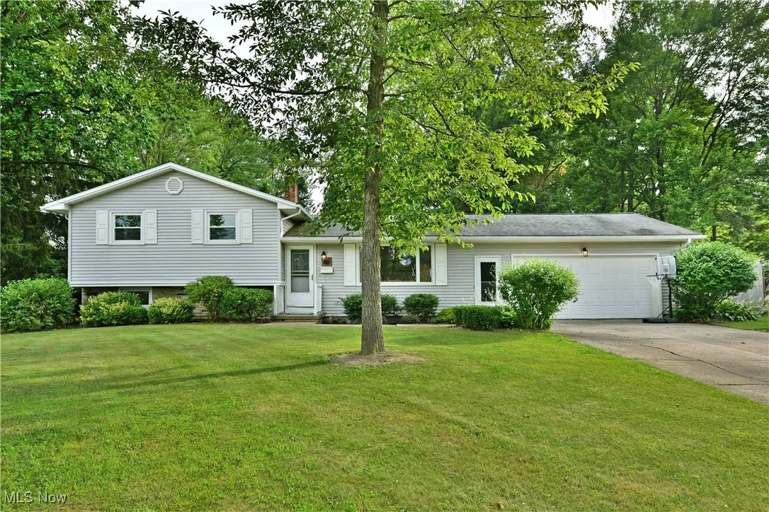 60 Woodleigh Court, Austintown, Ohio,MLS Now Listing ID