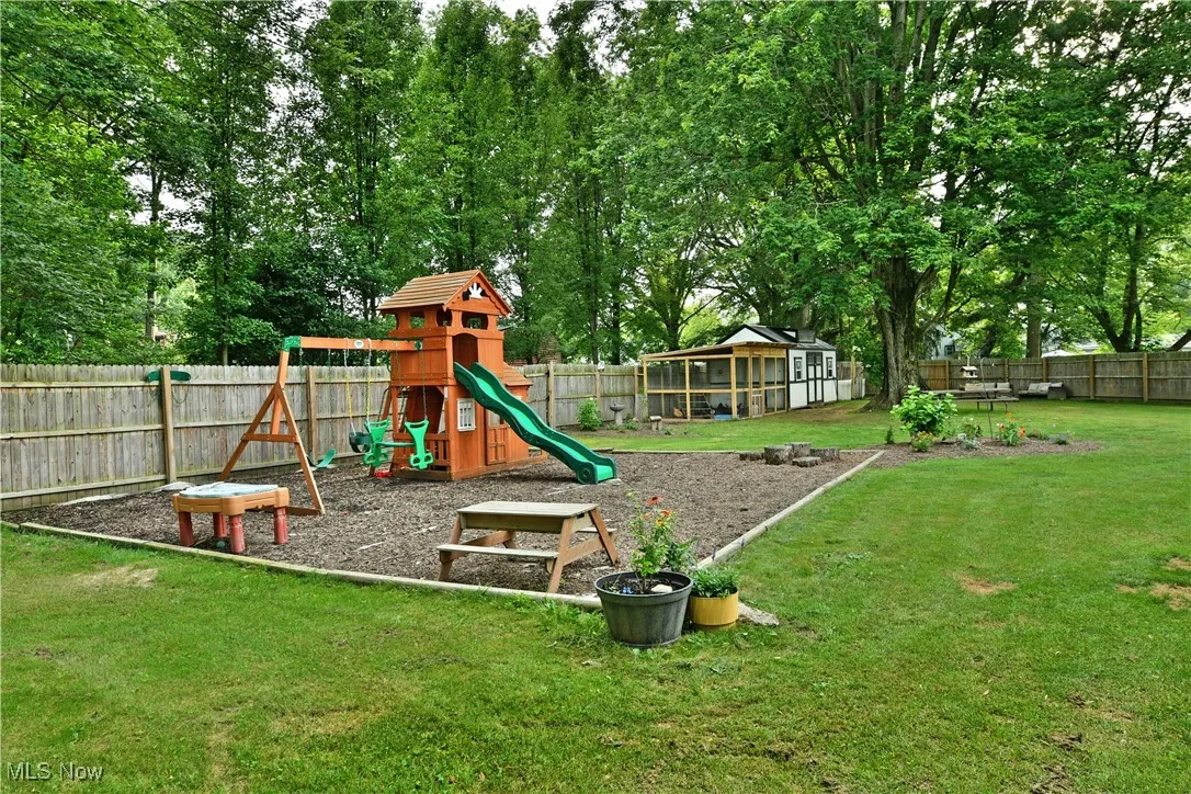 60 Woodleigh Court, Austintown, Ohio,MLS Now Listing ID