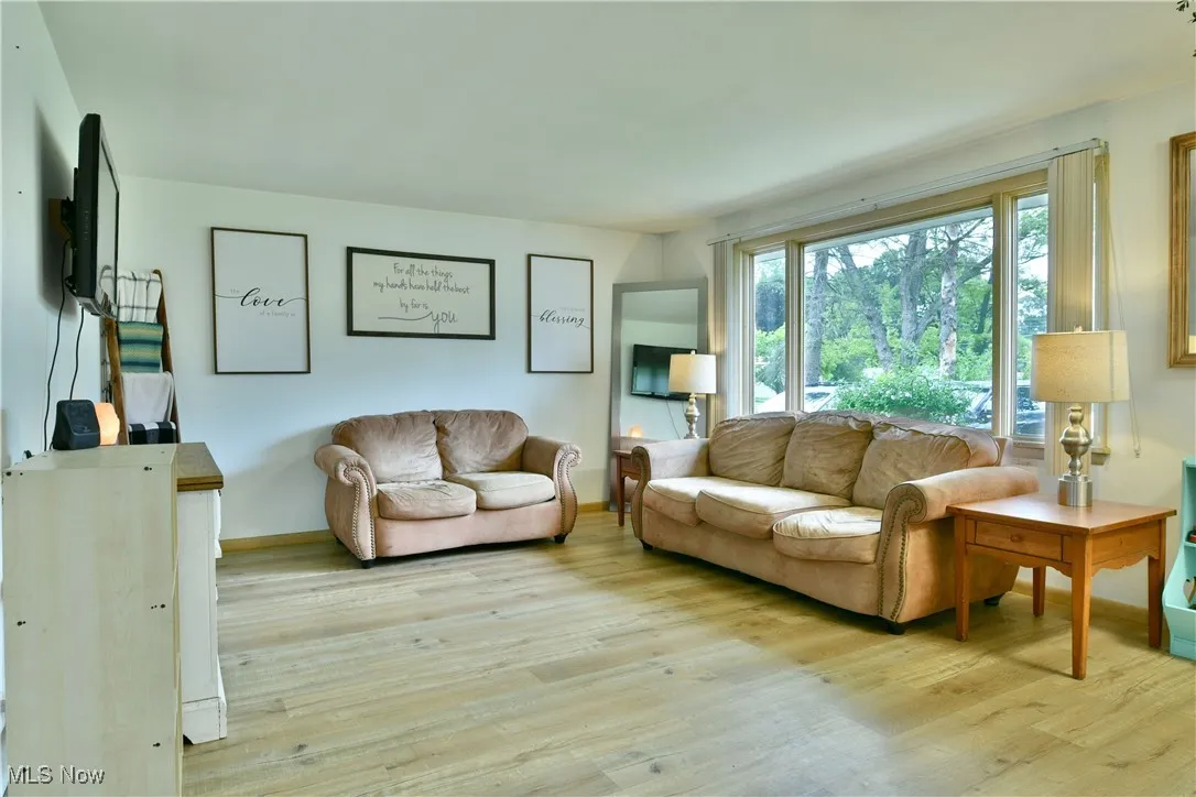 60 Woodleigh Court, Austintown, Ohio,MLS Now Listing ID