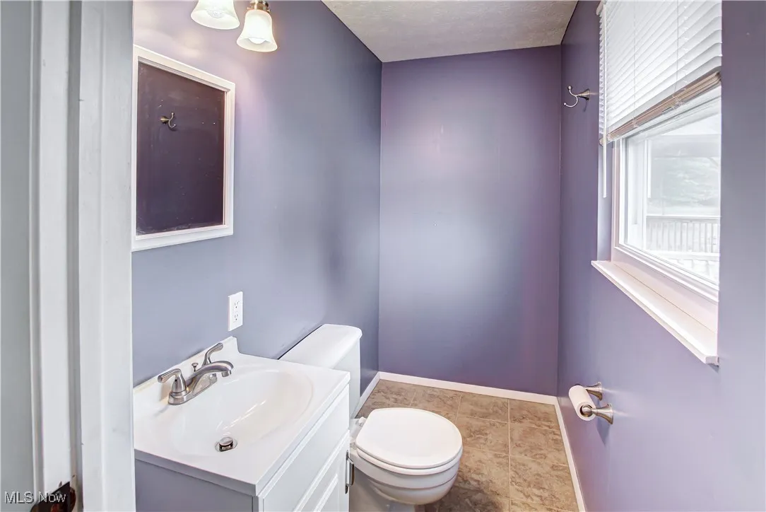 525 Valley Drive, Medina, Ohio,MLS Now Listing ID