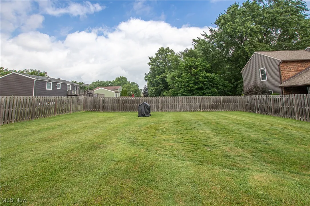 525 Valley Drive, Medina, Ohio,MLS Now Listing ID