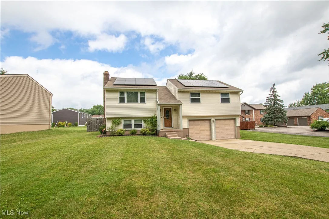 525 Valley Drive, Medina, Ohio,MLS Now Listing ID