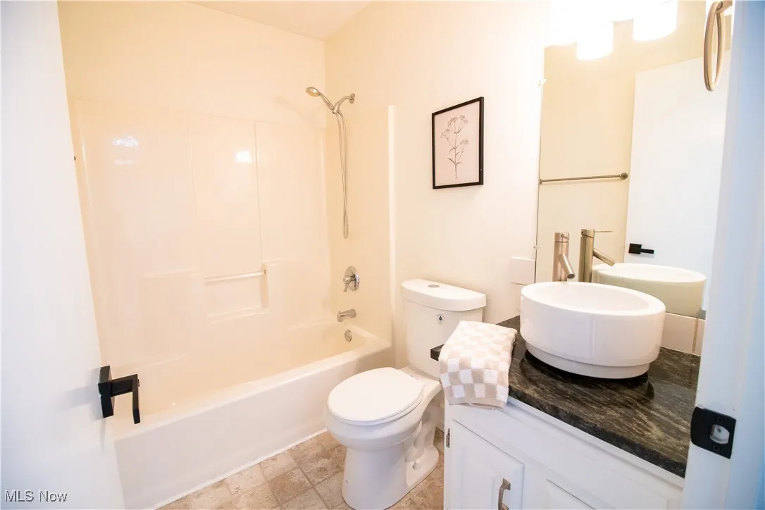 7142 N Oxshire Place, Concord, Ohio,MLS Now Listing ID