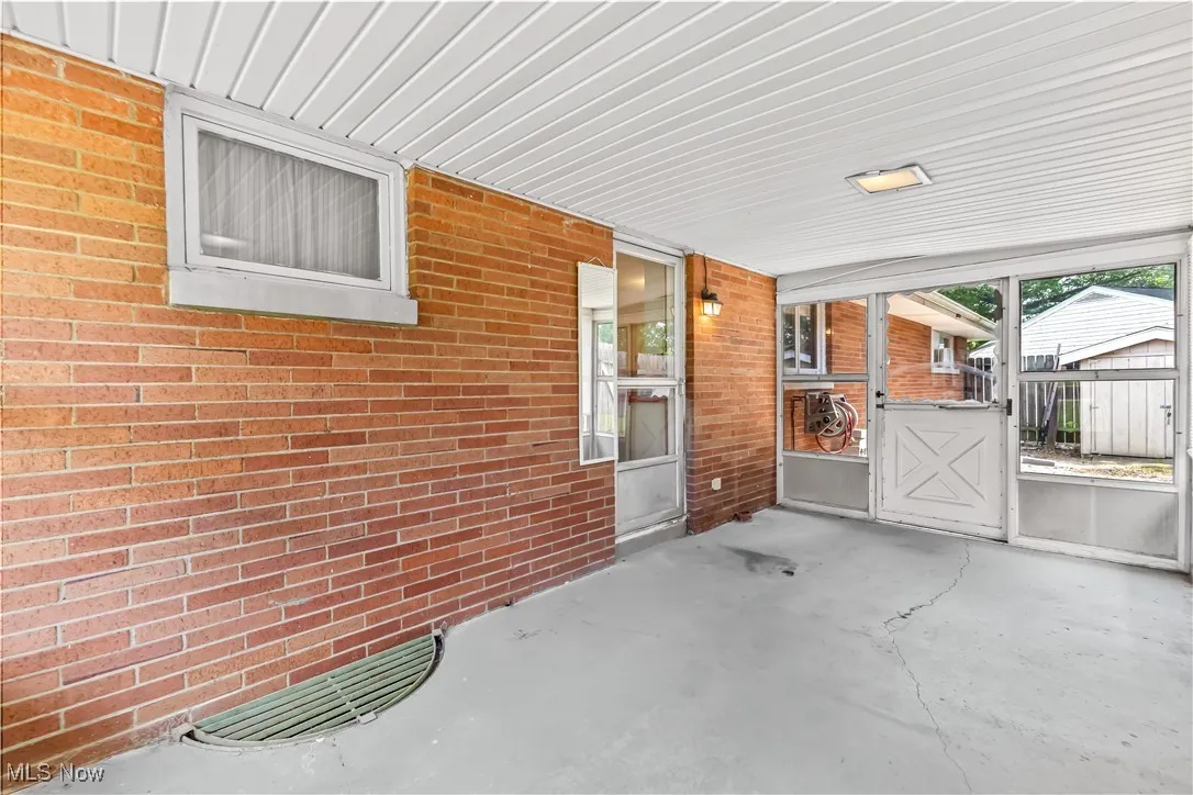 759 Valley View Drive, Brookfield, Ohio,MLS Now Listing ID