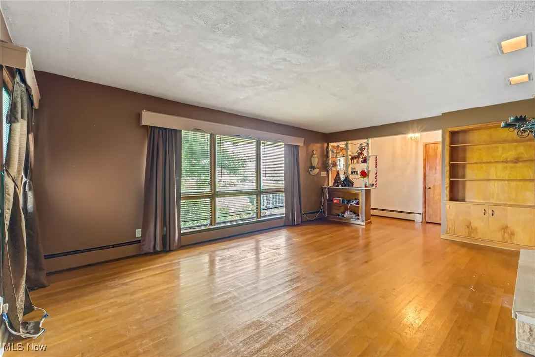 759 Valley View Drive, Brookfield, Ohio,MLS Now Listing ID