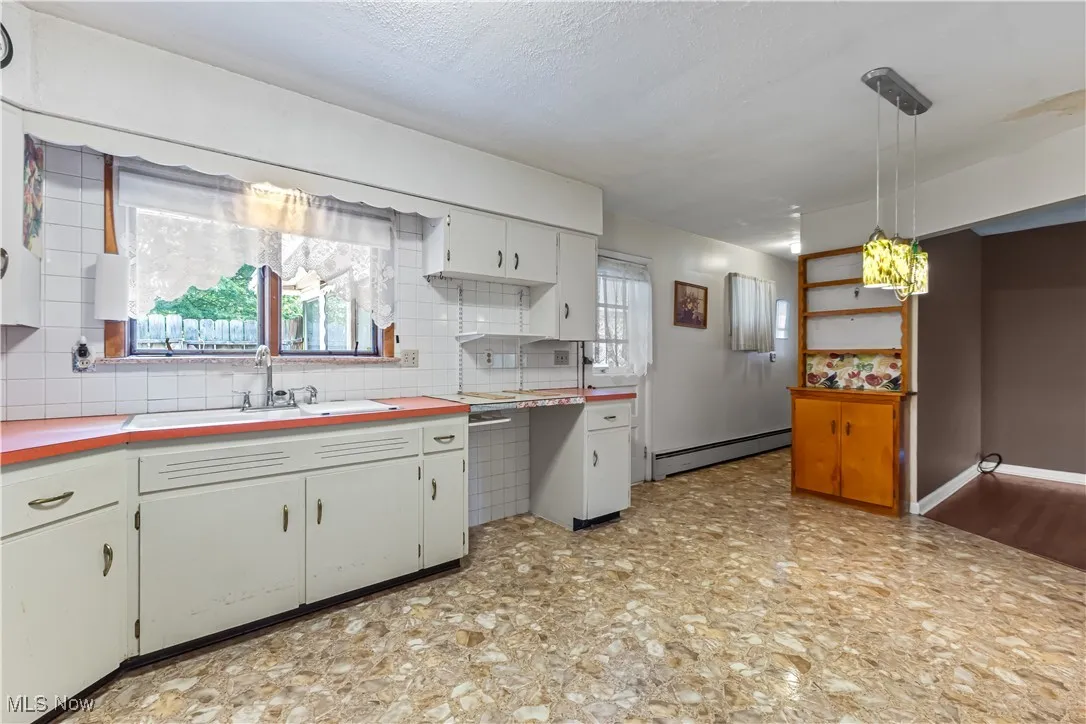 759 Valley View Drive, Brookfield, Ohio,MLS Now Listing ID