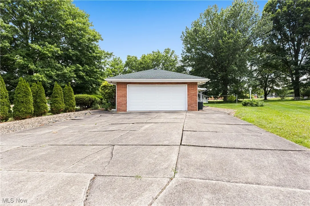 759 Valley View Drive, Brookfield, Ohio,MLS Now Listing ID