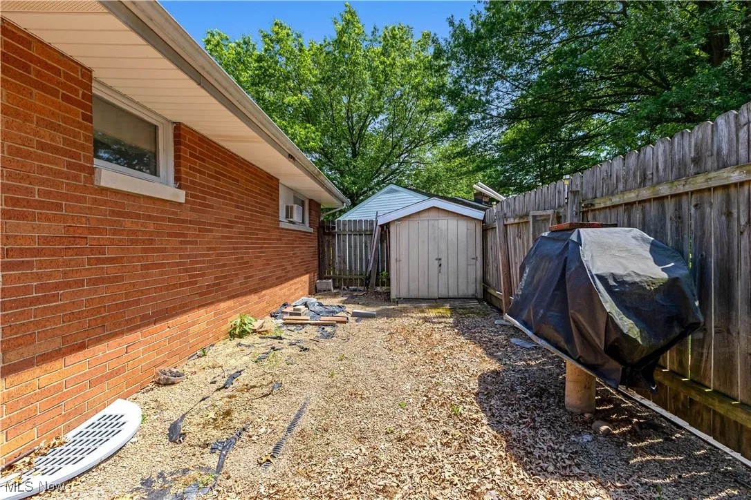759 Valley View Drive, Brookfield, Ohio,MLS Now Listing ID