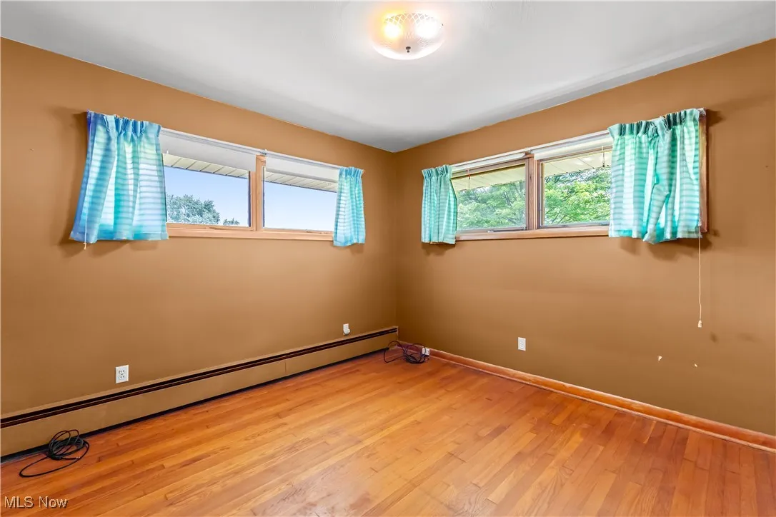 759 Valley View Drive, Brookfield, Ohio,MLS Now Listing ID