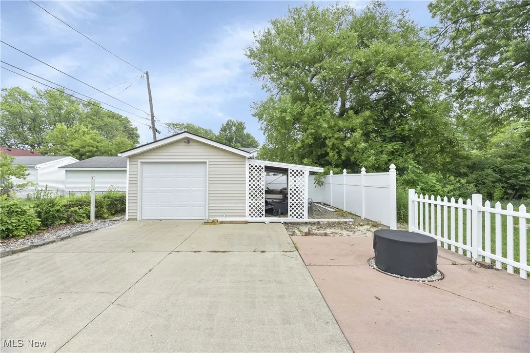 511 Sunset Avenue, Sheffield Lake, Ohio,MLS Now Listing ID