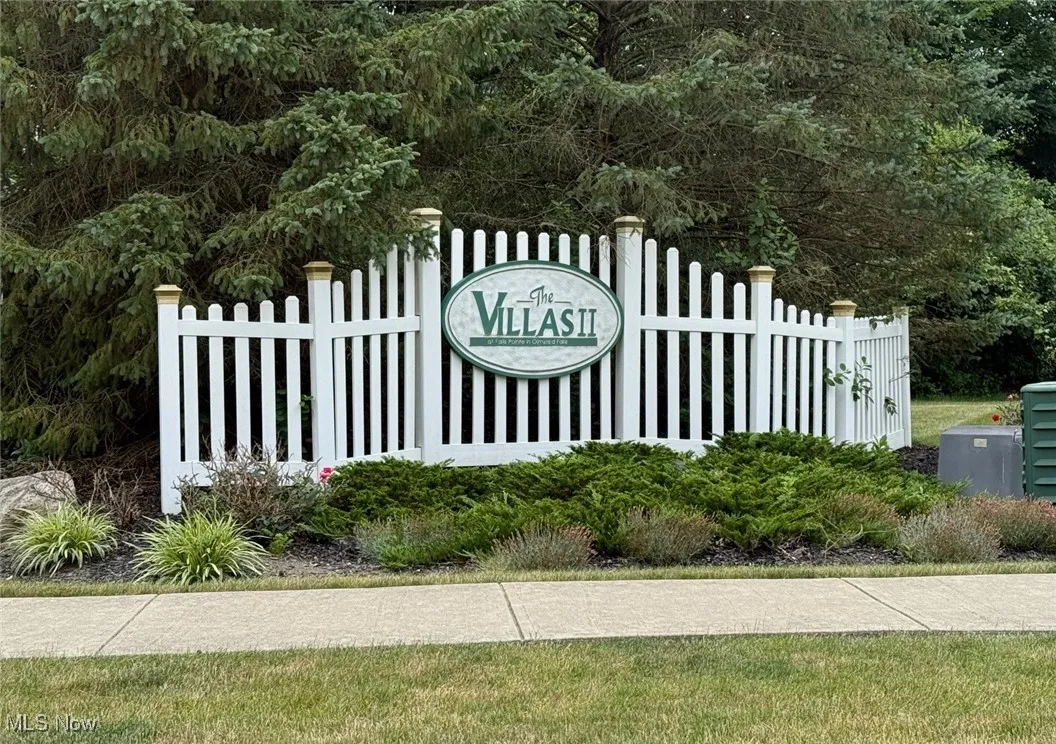 9111 Devonshire Drive, Olmsted Falls, Ohio,MLS Now Listing ID