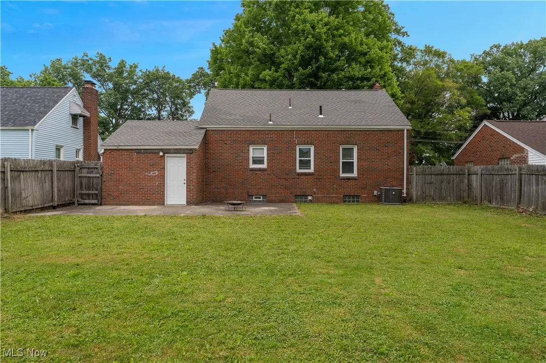 2339 Renwick Drive, Poland, Ohio,MLS Now Listing ID