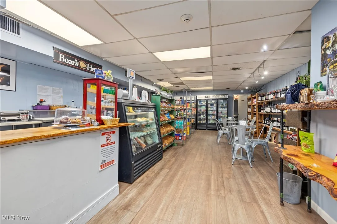 Deli/Market