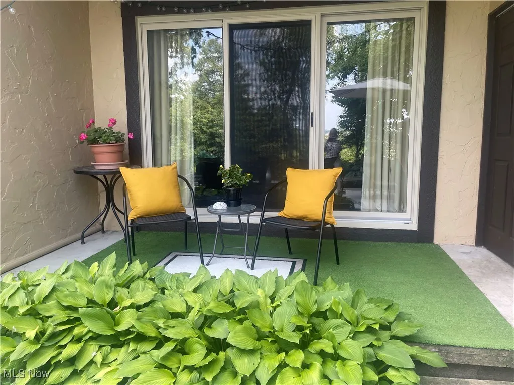 Back patio! So pretty