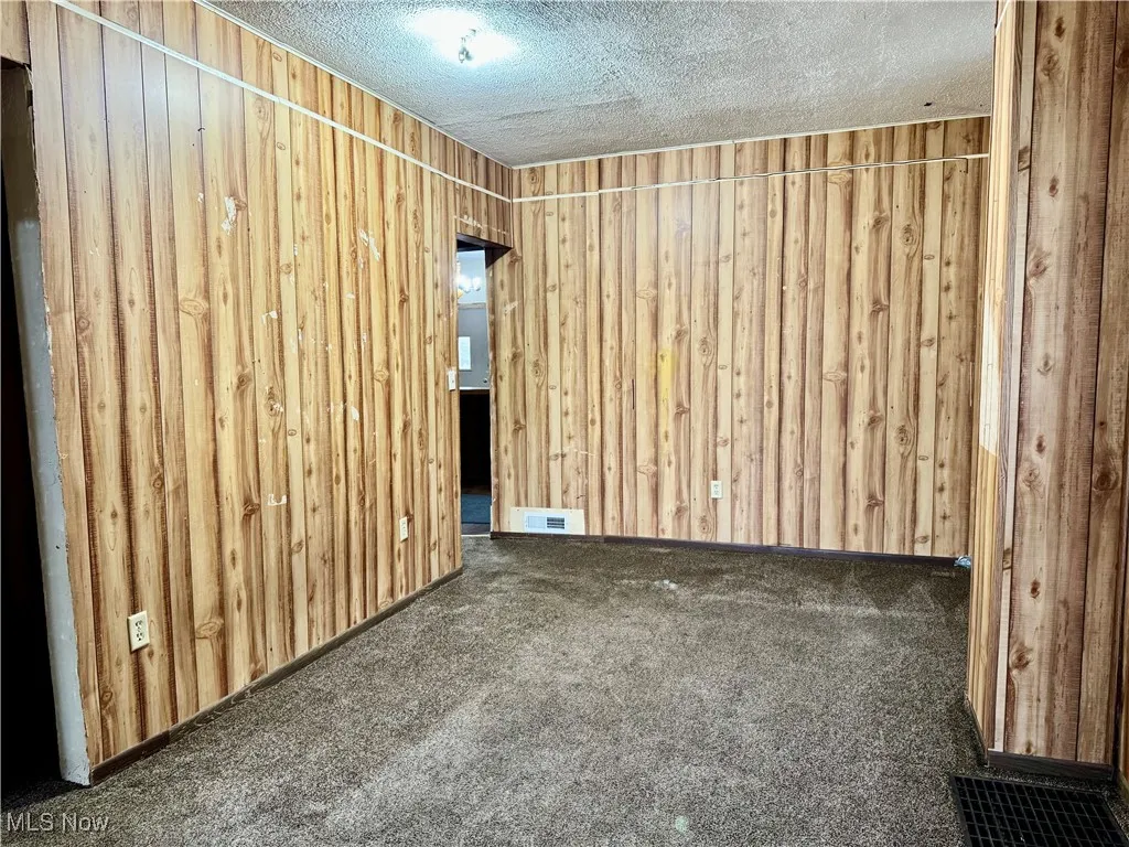 543 E Buchtel Avenue, Akron, Ohio,MLS Now Listing ID