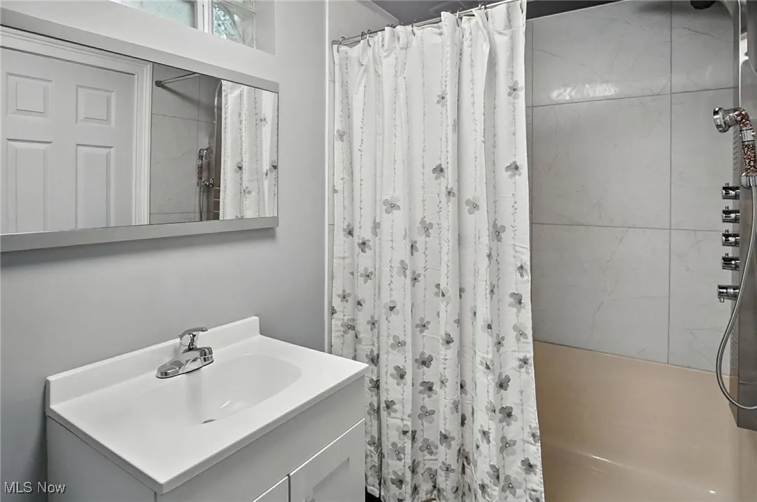 1974 Hawthorne Avenue, Stow, Ohio 44224,MLS Now Listing ID