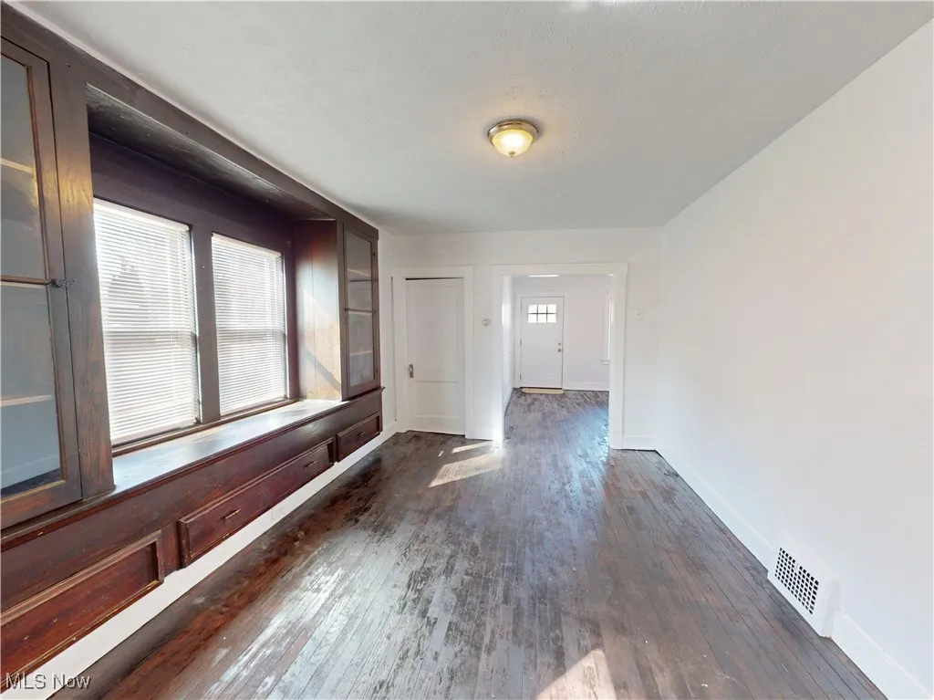3229 W 32nd Street, Cleveland, Ohio,MLS Now Listing ID