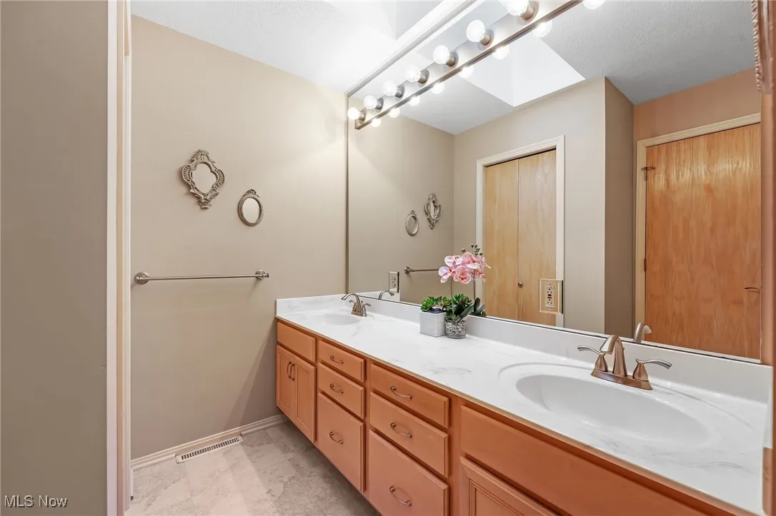 1343 Vermillion Drive, New Franklin, Ohio,MLS Now Listing ID